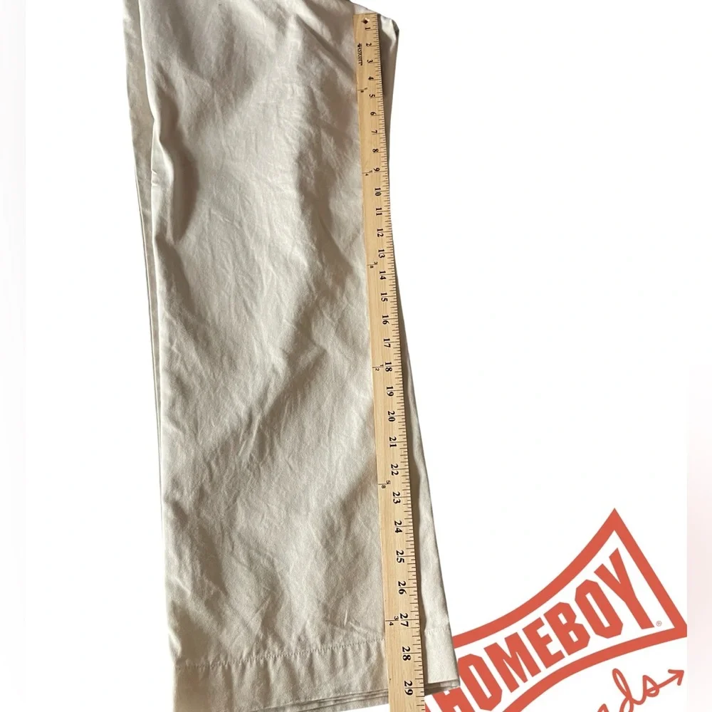 Banana Republic stylish khaki